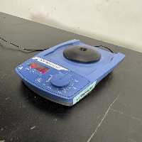 IKA MS 3 Digital Vortexer image 1